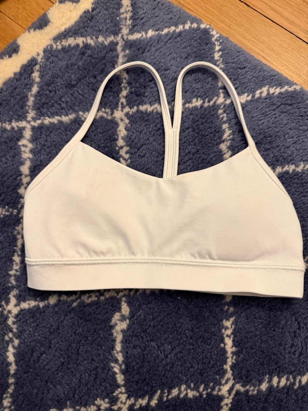 lululemon athletica Flow Y Bra - size 4